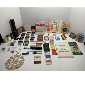 Vintage Sewing Notions Lot